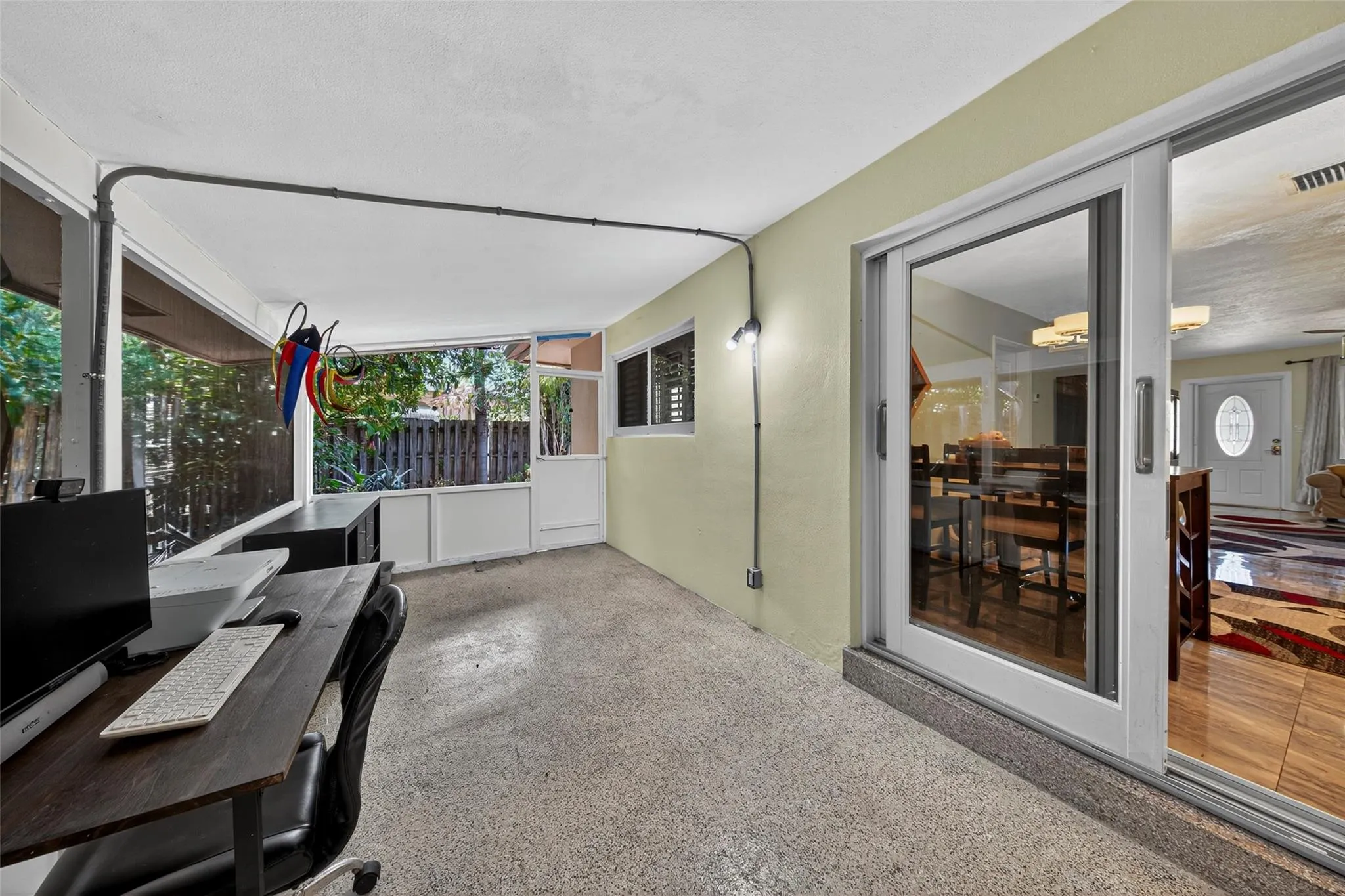 2115 NE 15th Ave
