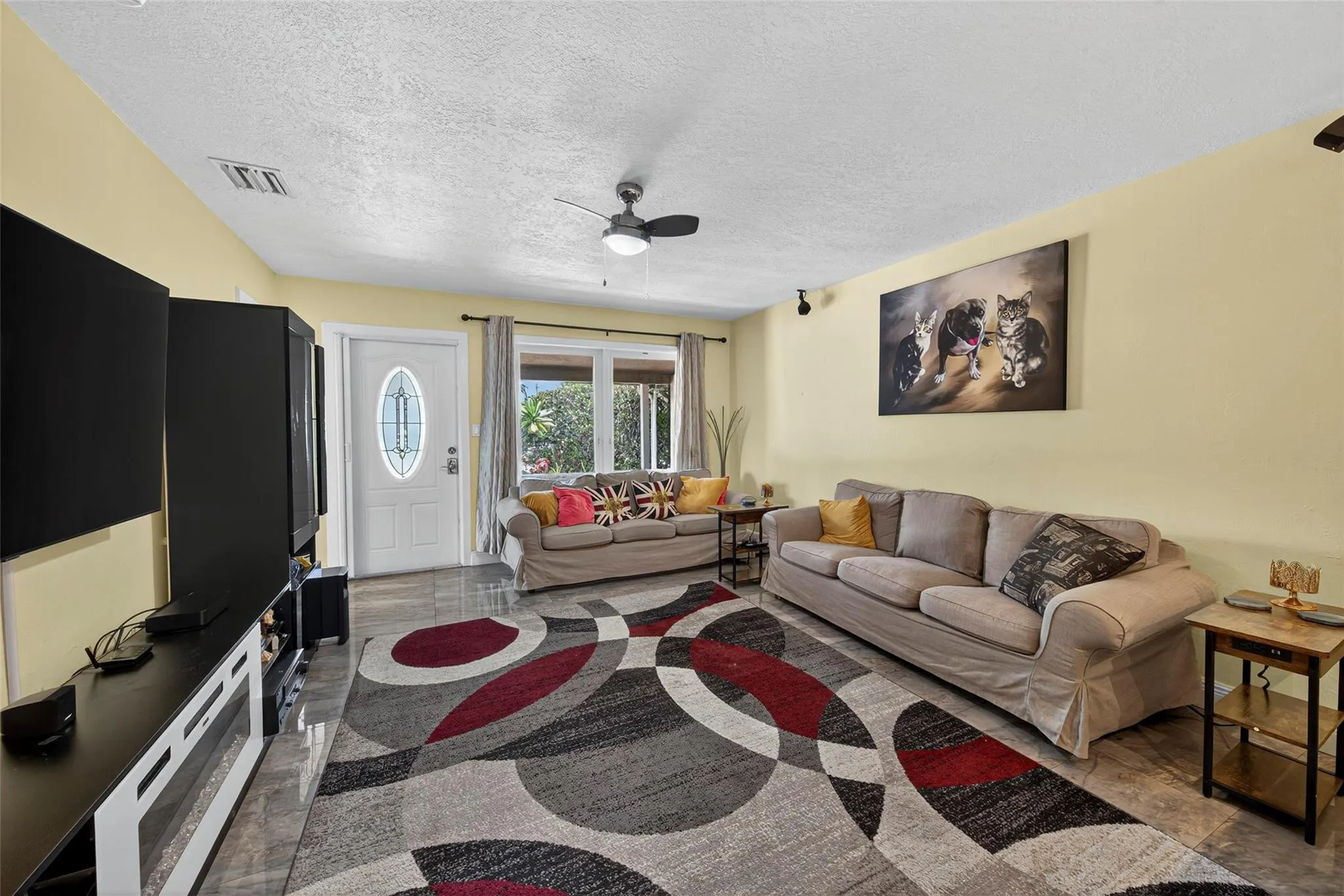 2115 NE 15th Ave