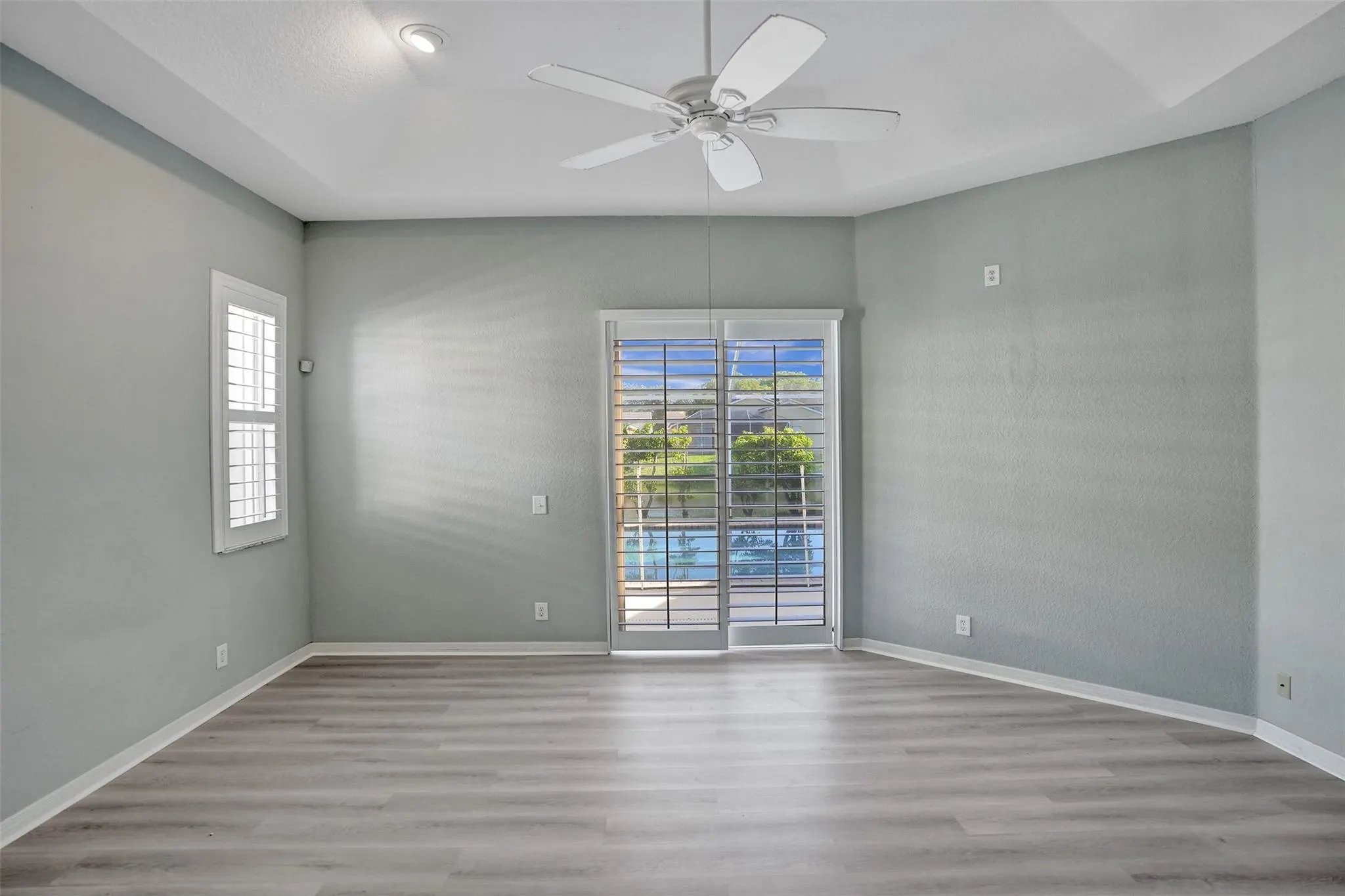 5977 NW 73rd Court