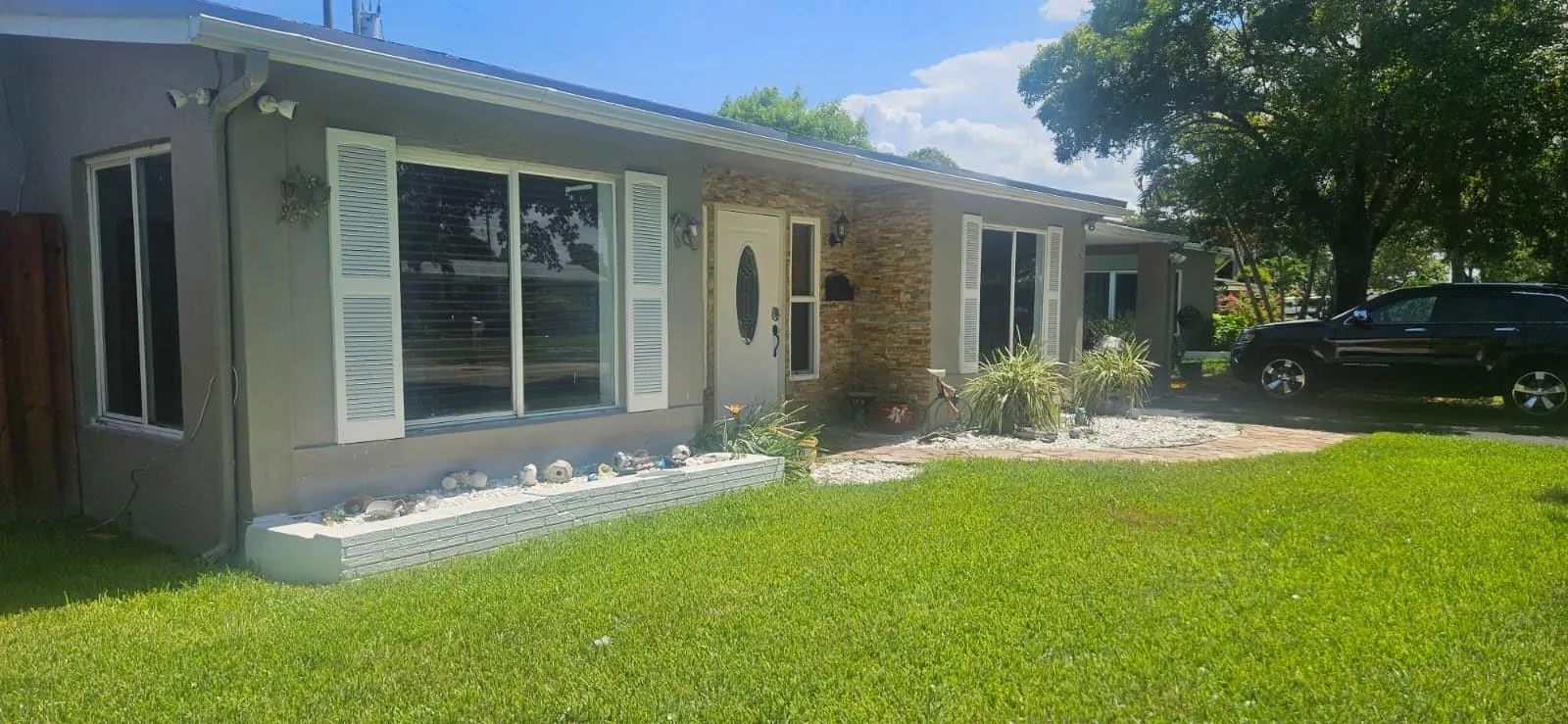 1120 E River Dr