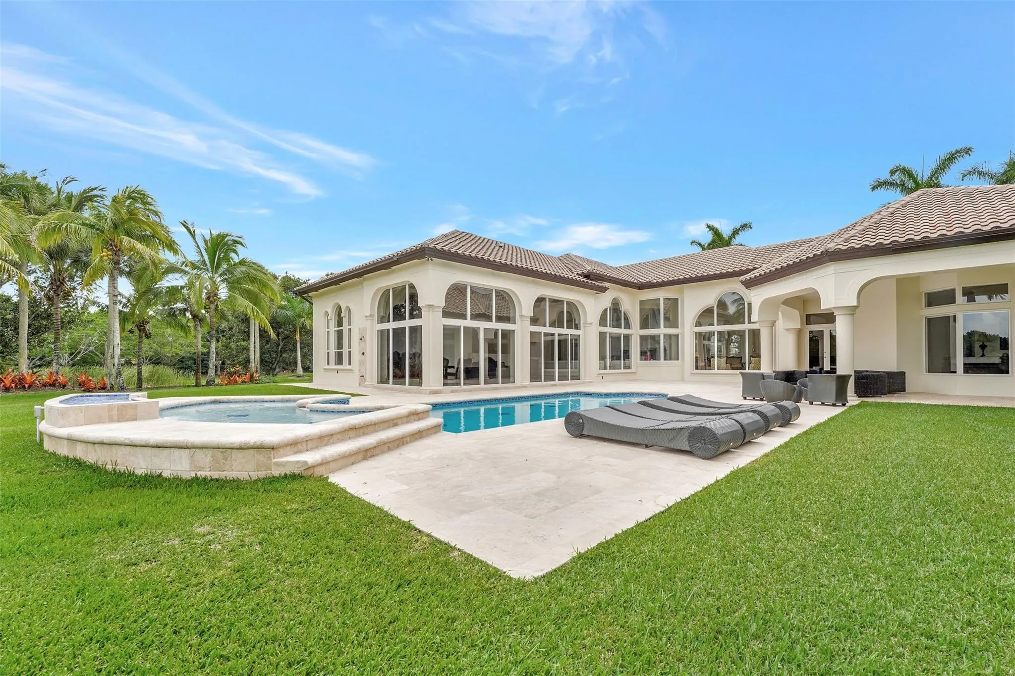 3440 Stallion Ln