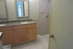 802 Garnet Cir