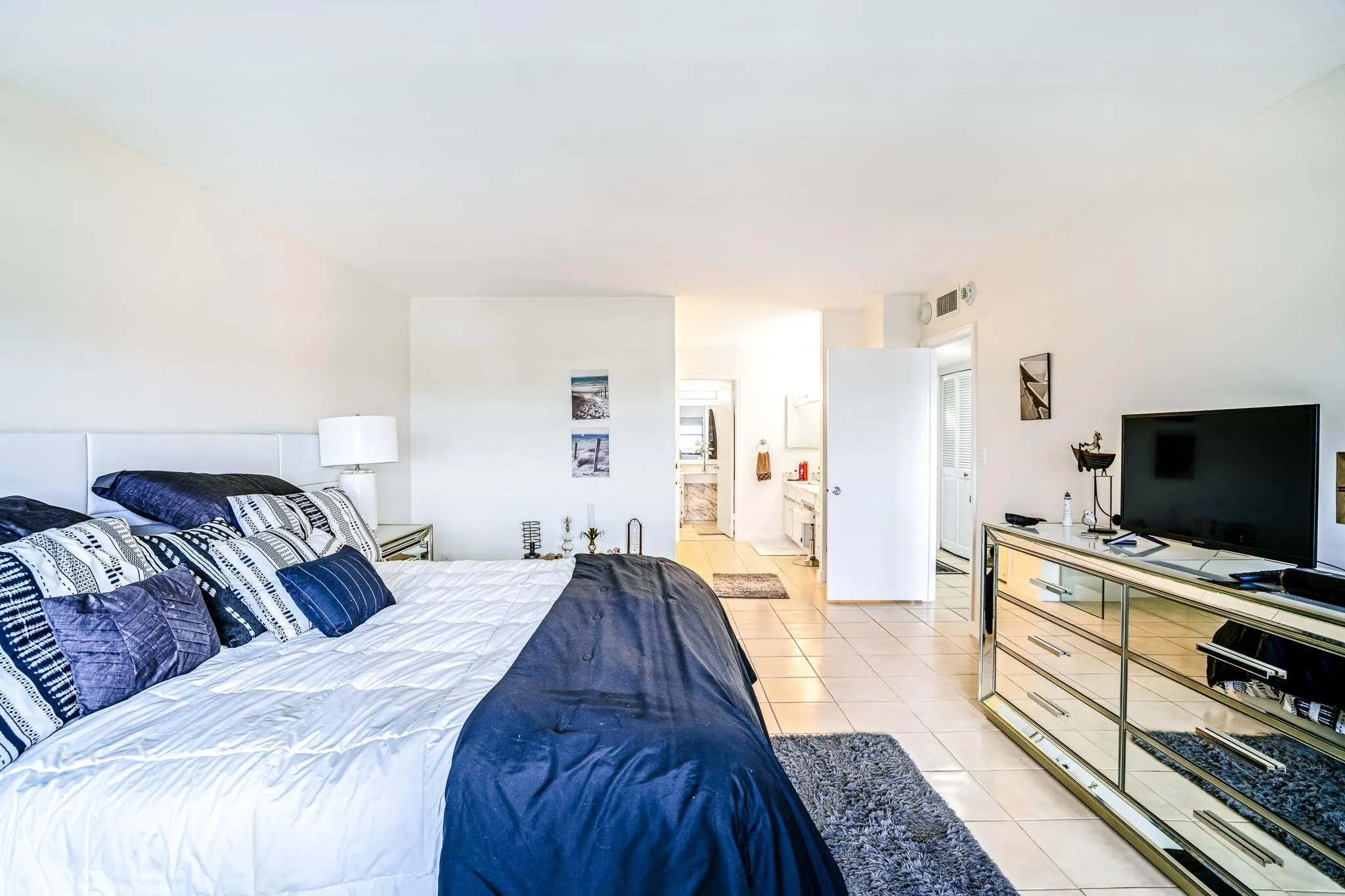 5100 N Ocean Blvd, #1217