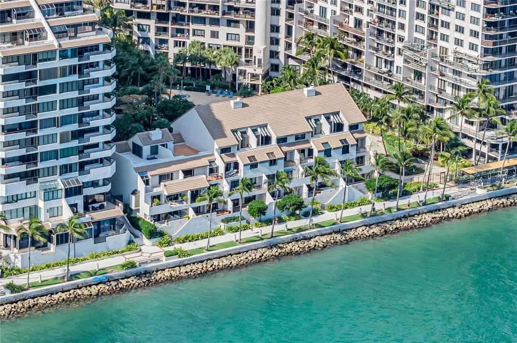 520 Brickell Key Dr Unit BH25