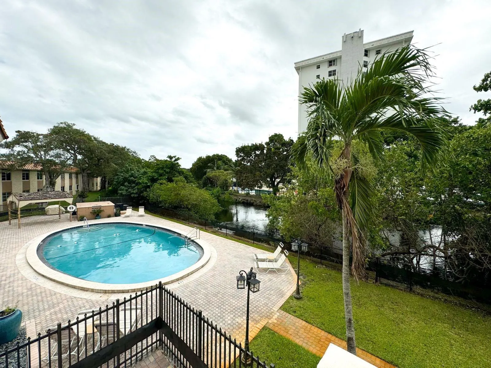 12 NE 19th Ct, #204A