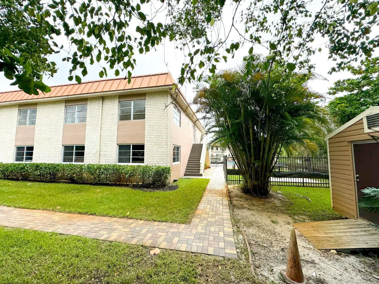 12 NE 19th Ct, #204A