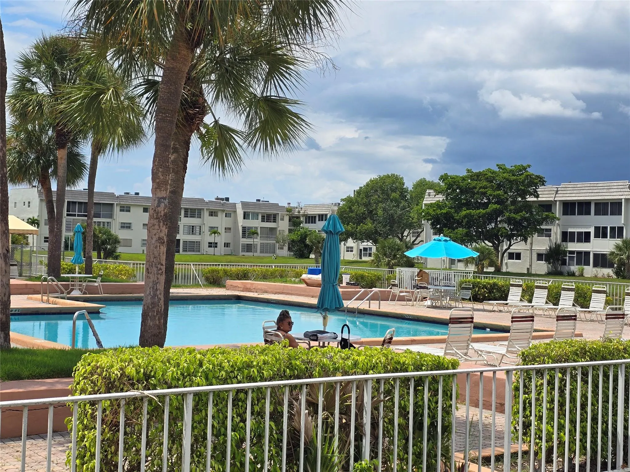 8225 Sunrise Lakes Blvd, #303