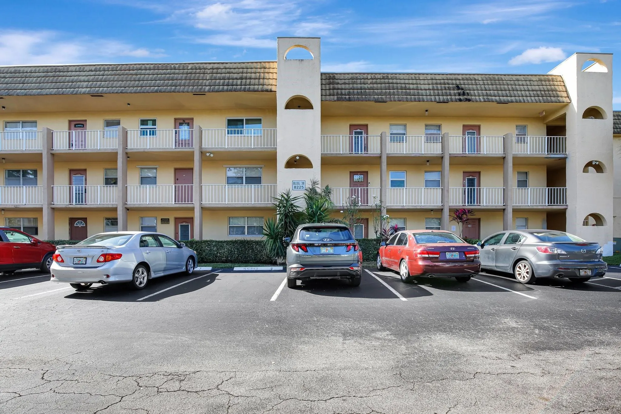 8225 Sunrise Lakes Blvd, #303