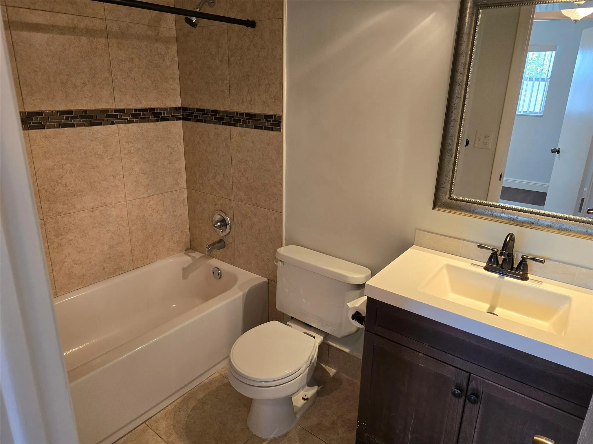 8225 Sunrise Lakes Blvd, #303