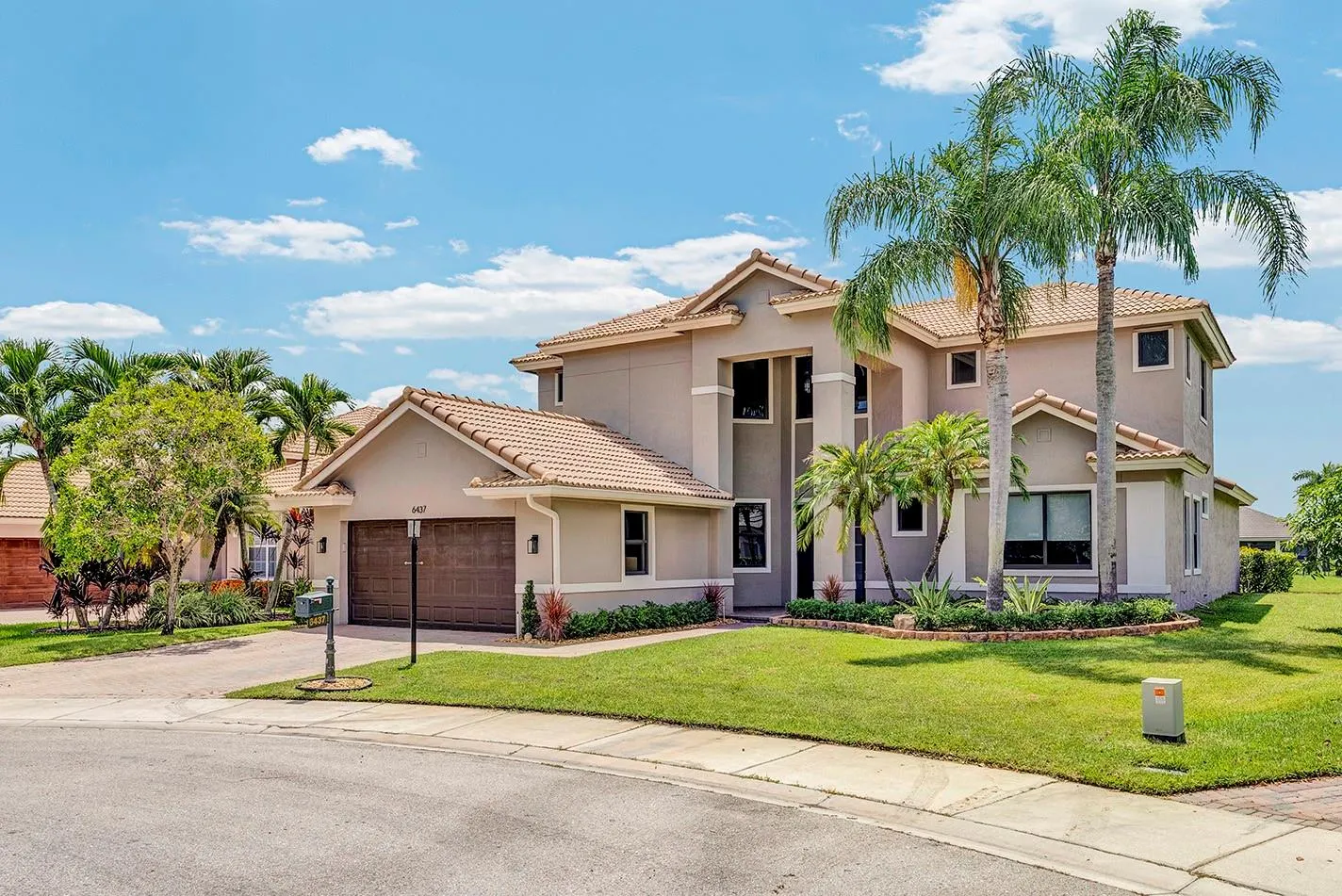 6437 NW 108th Ter