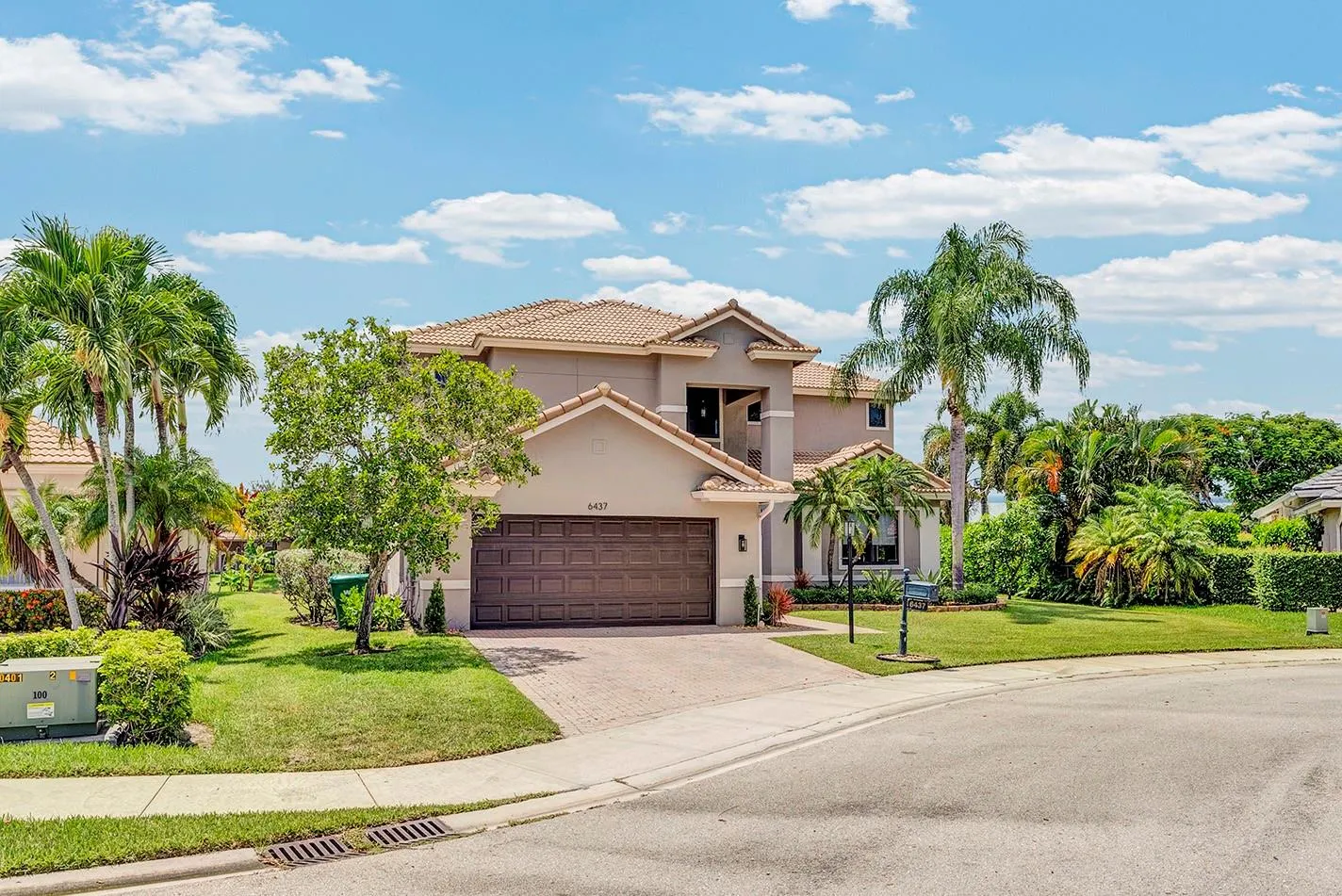 6437 NW 108th Ter