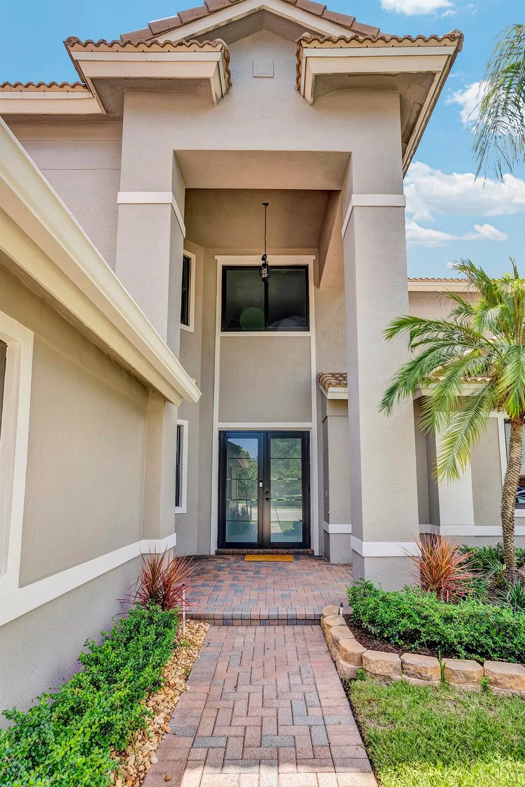 6437 NW 108th Ter
