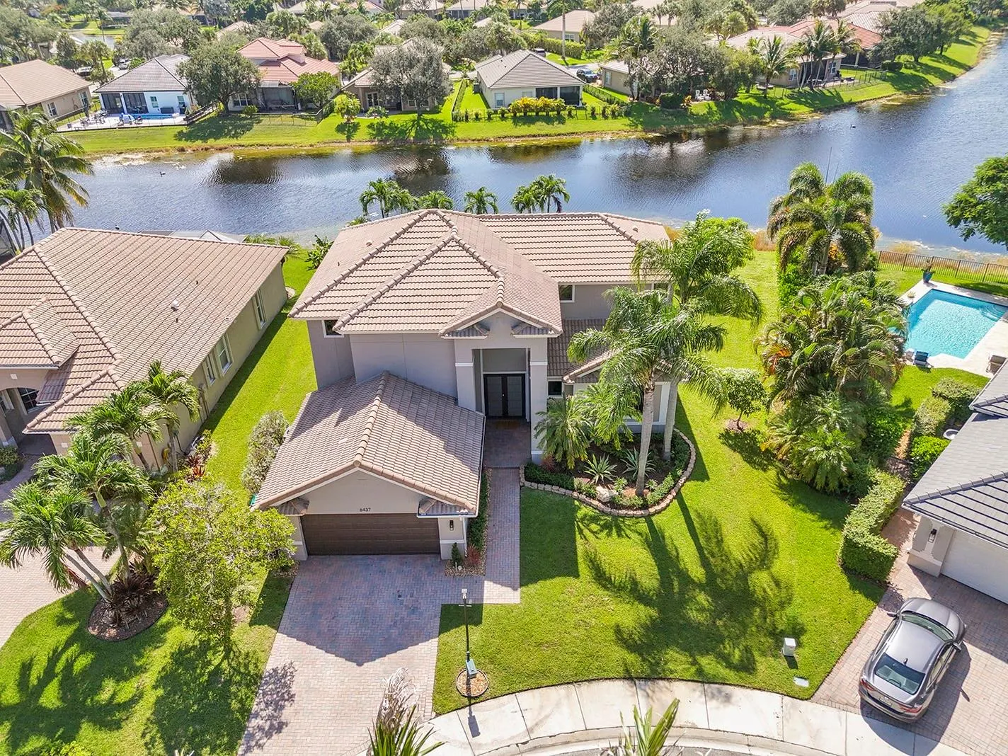 6437 NW 108th Ter