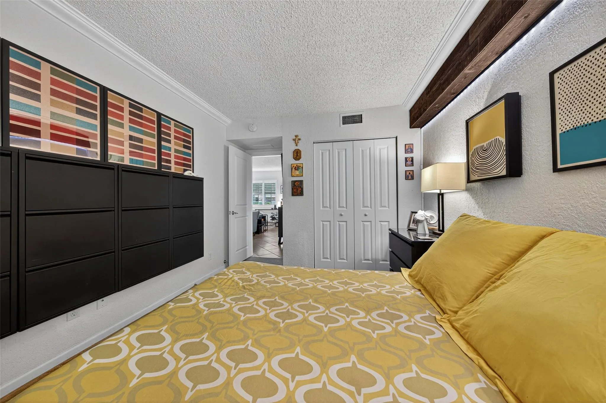 2660 NE 8th Ave, #208
