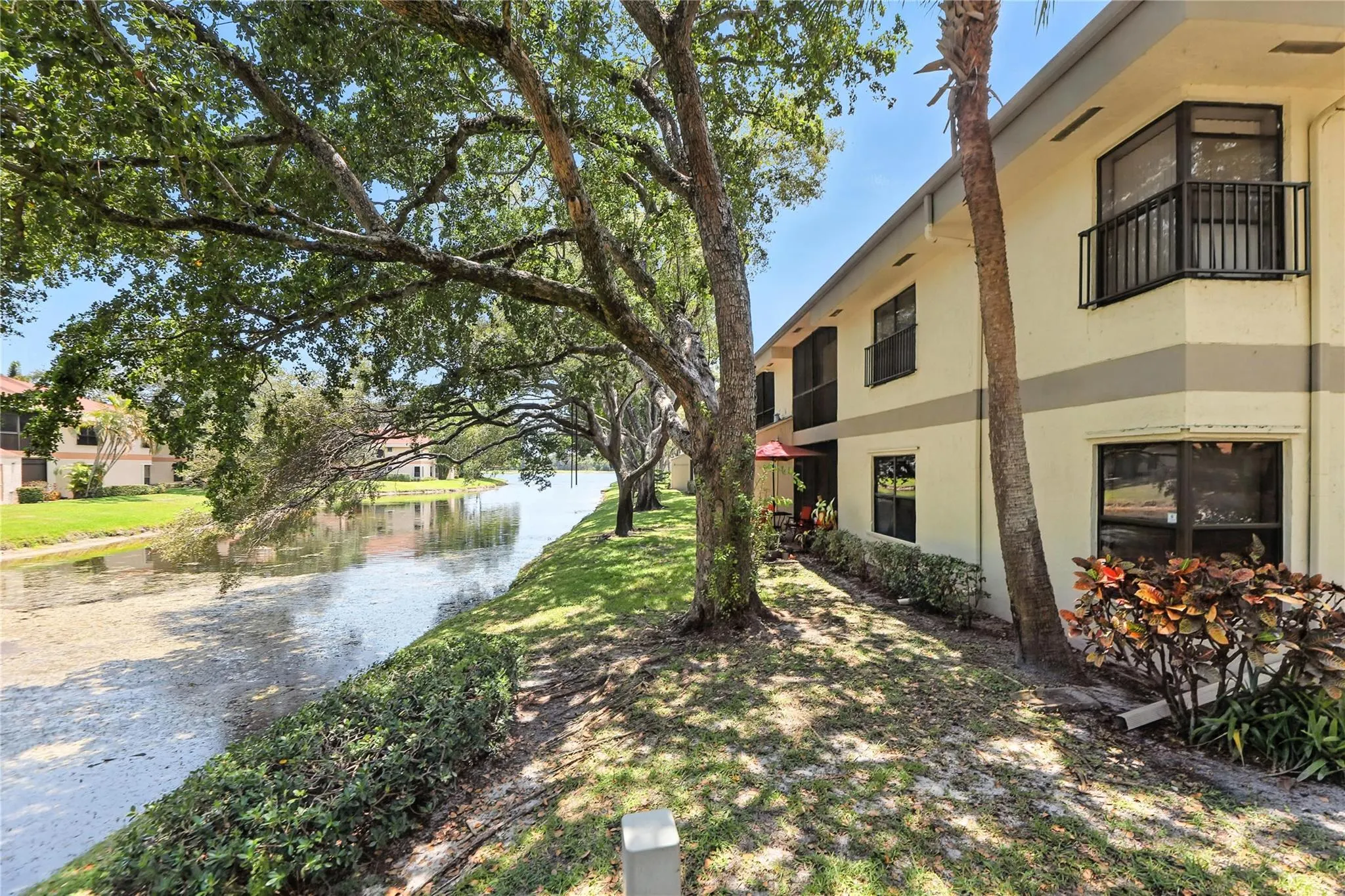 2881 Carambola Circle, #2072