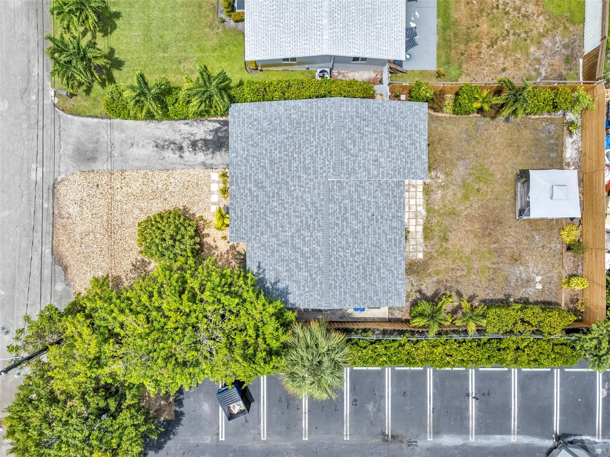 2108 NE 11th Ave