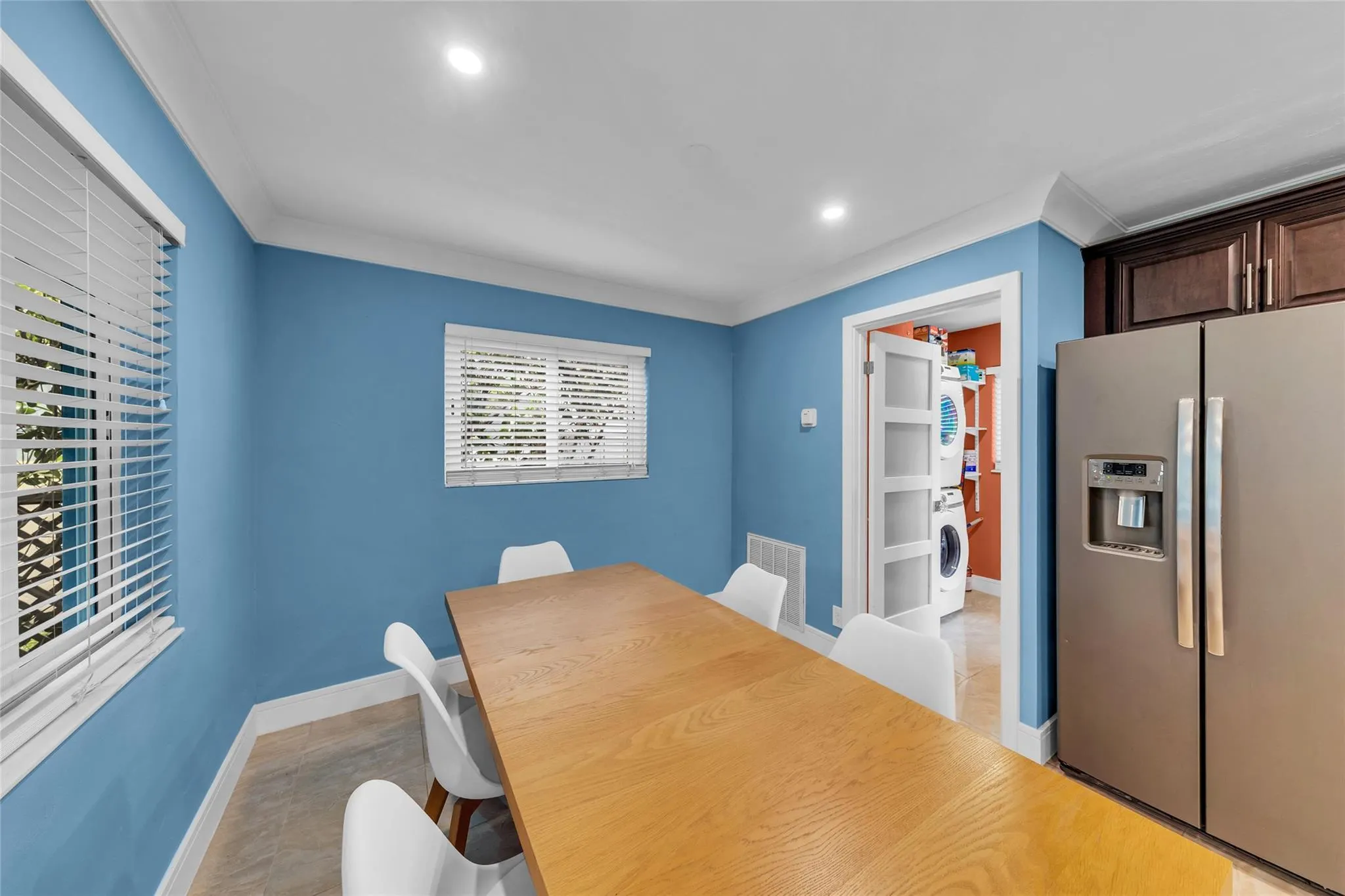 2108 NE 11th Ave