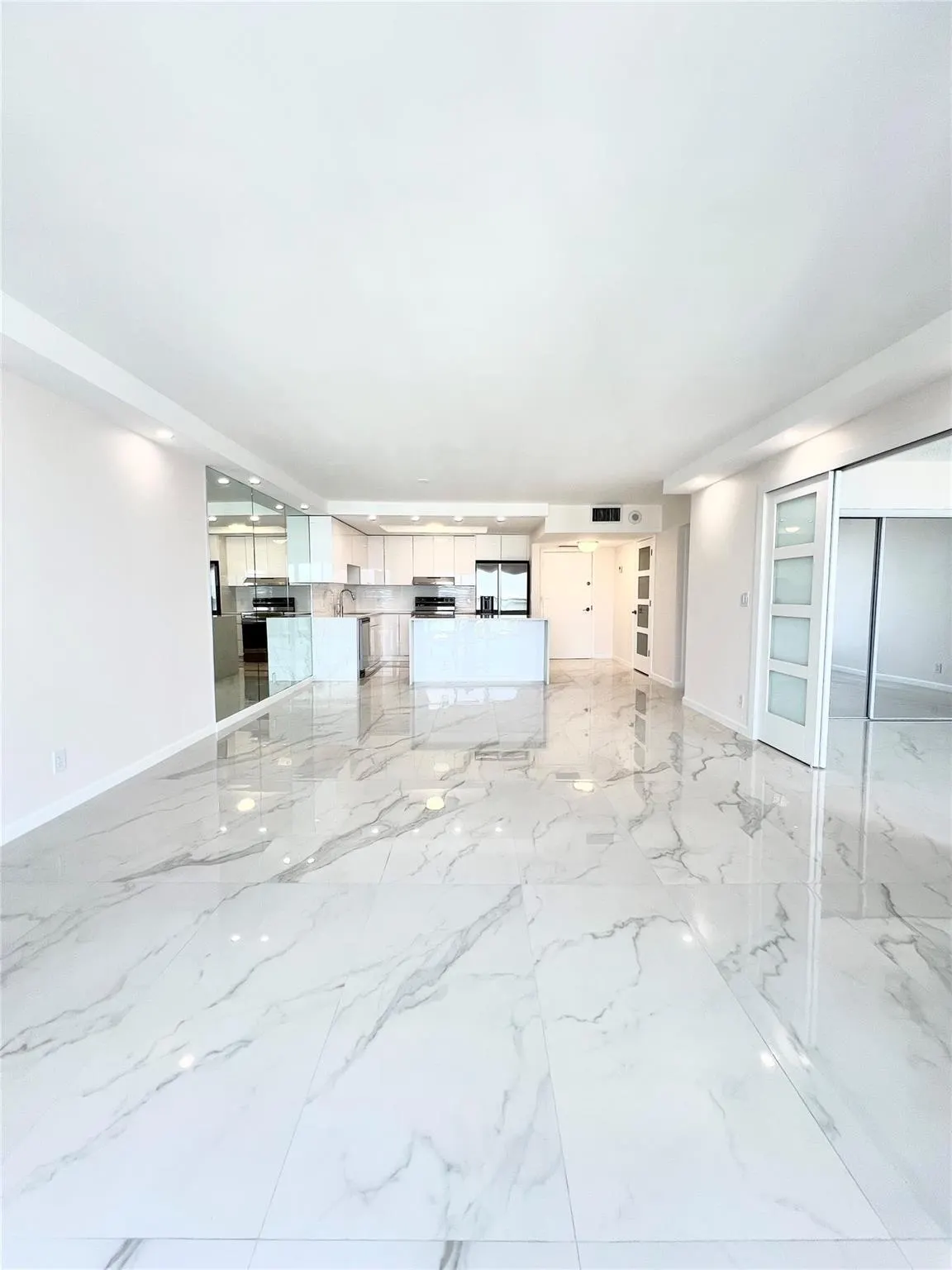 3800 S Ocean Dr, #1719