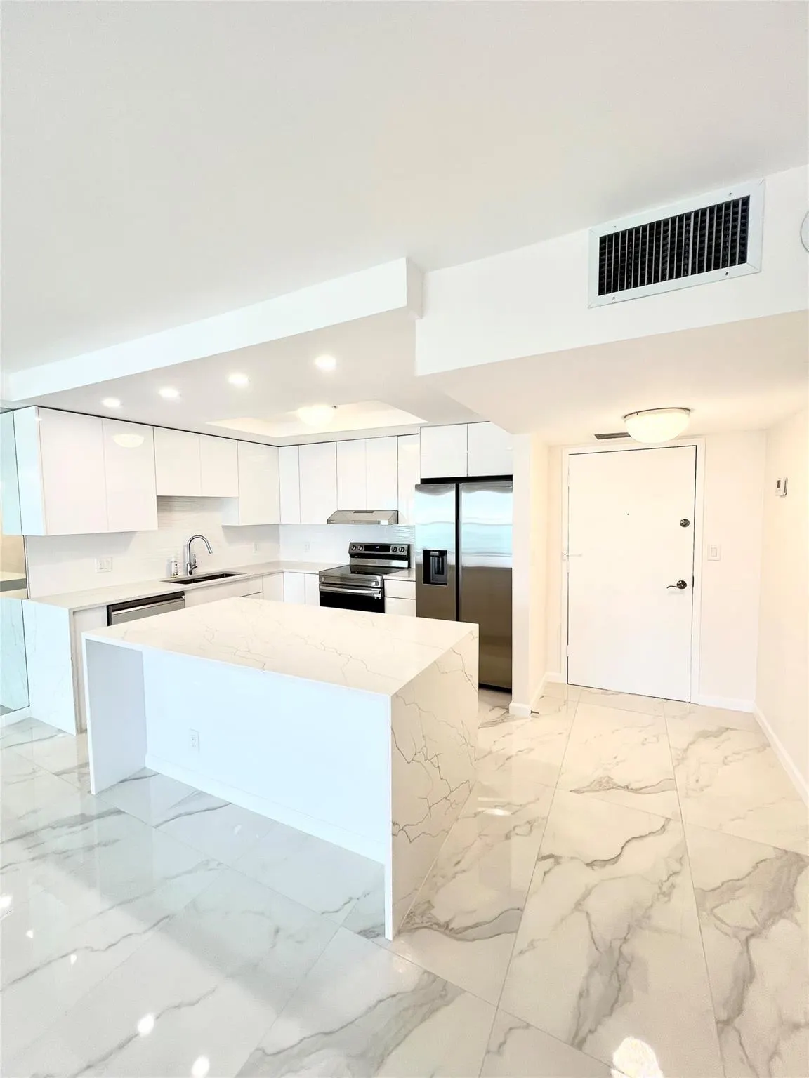 3800 S Ocean Dr, #1719