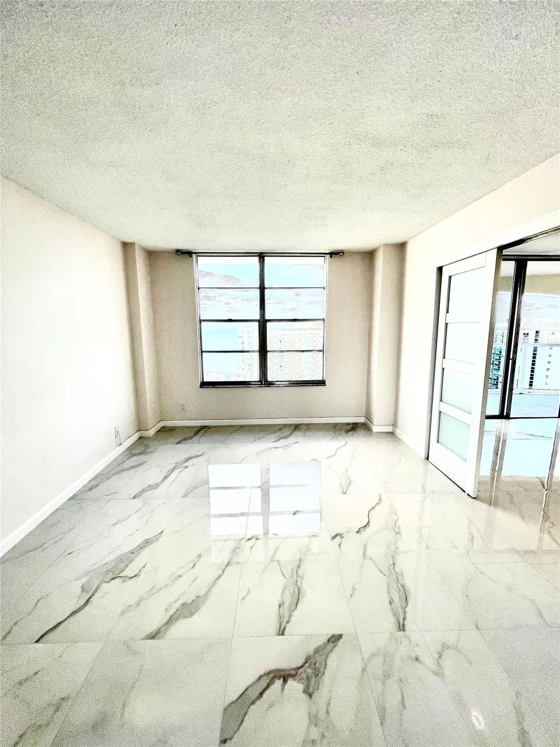 3800 S Ocean Dr, #1719
