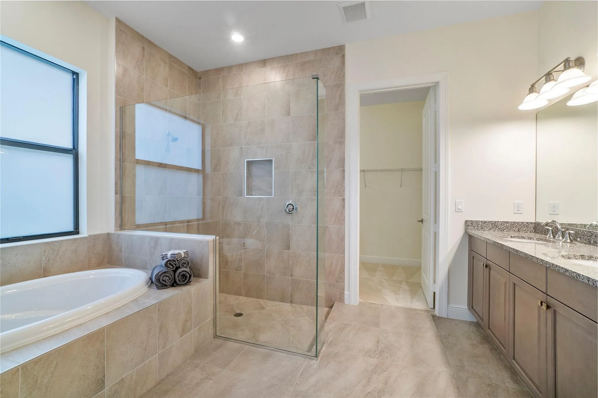 11785 S Waterway Cir