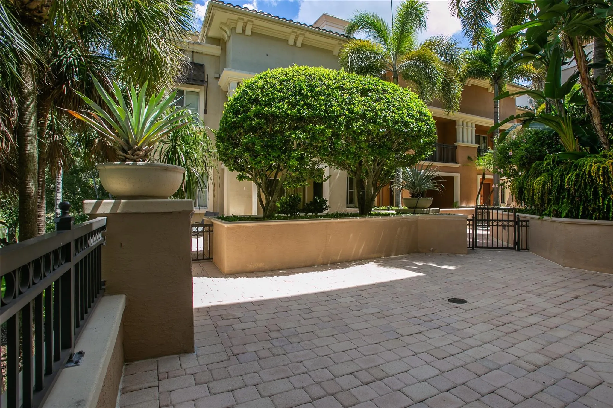 2955 NW 126th Ave, #220-5