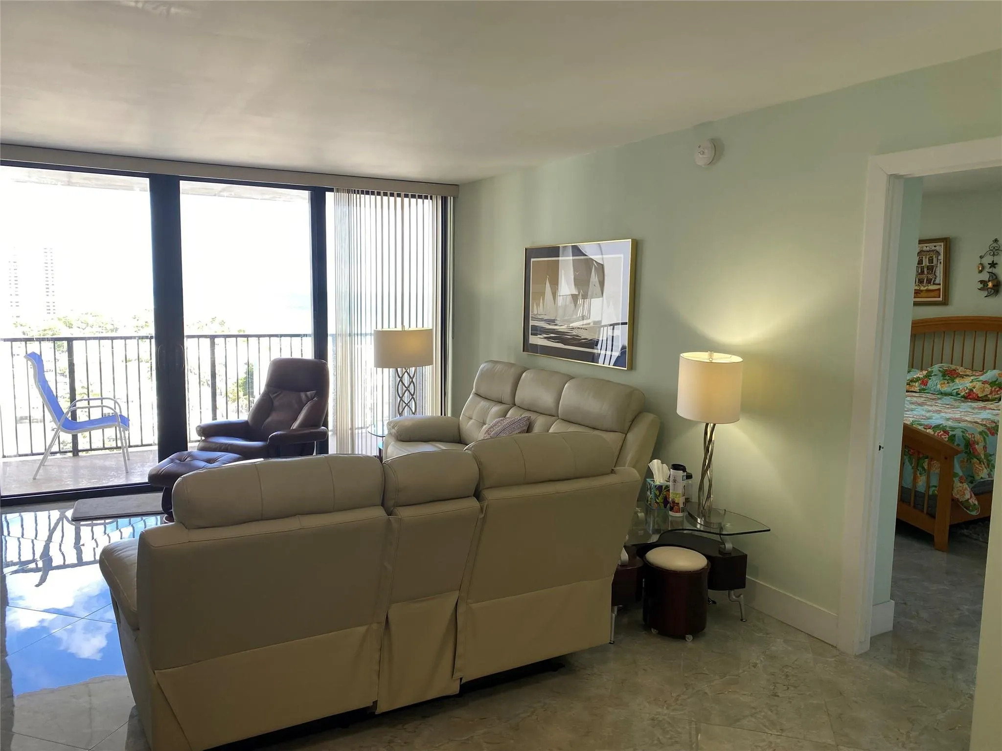 2201 S Ocean Dr, #1404