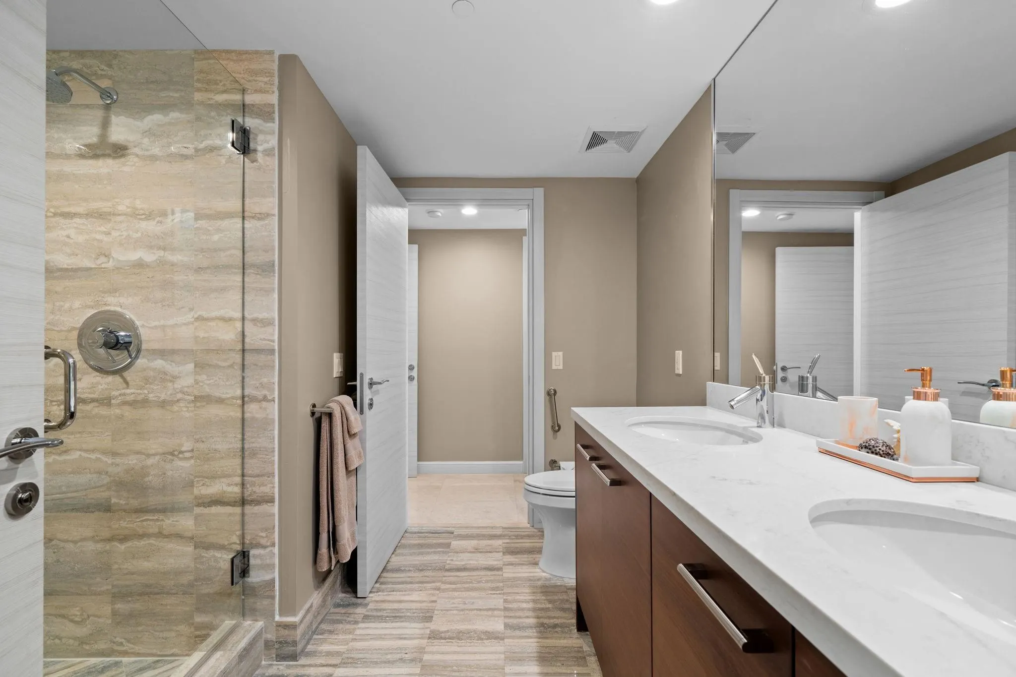 101 S Fort Lauderdale Beach Blvd, #2402