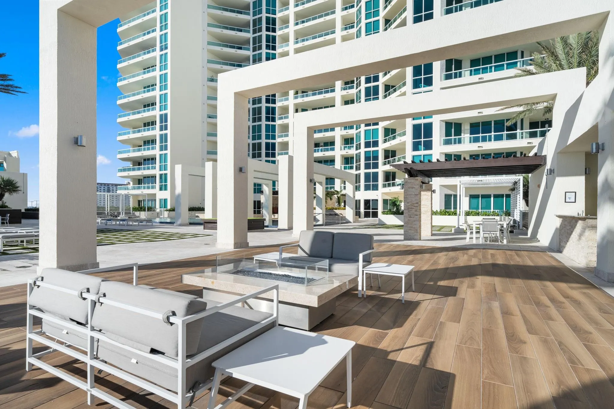 101 S Fort Lauderdale Beach Blvd, #2402