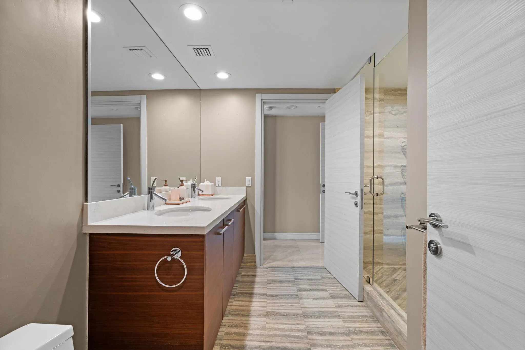 101 S Fort Lauderdale Beach Blvd, #2402