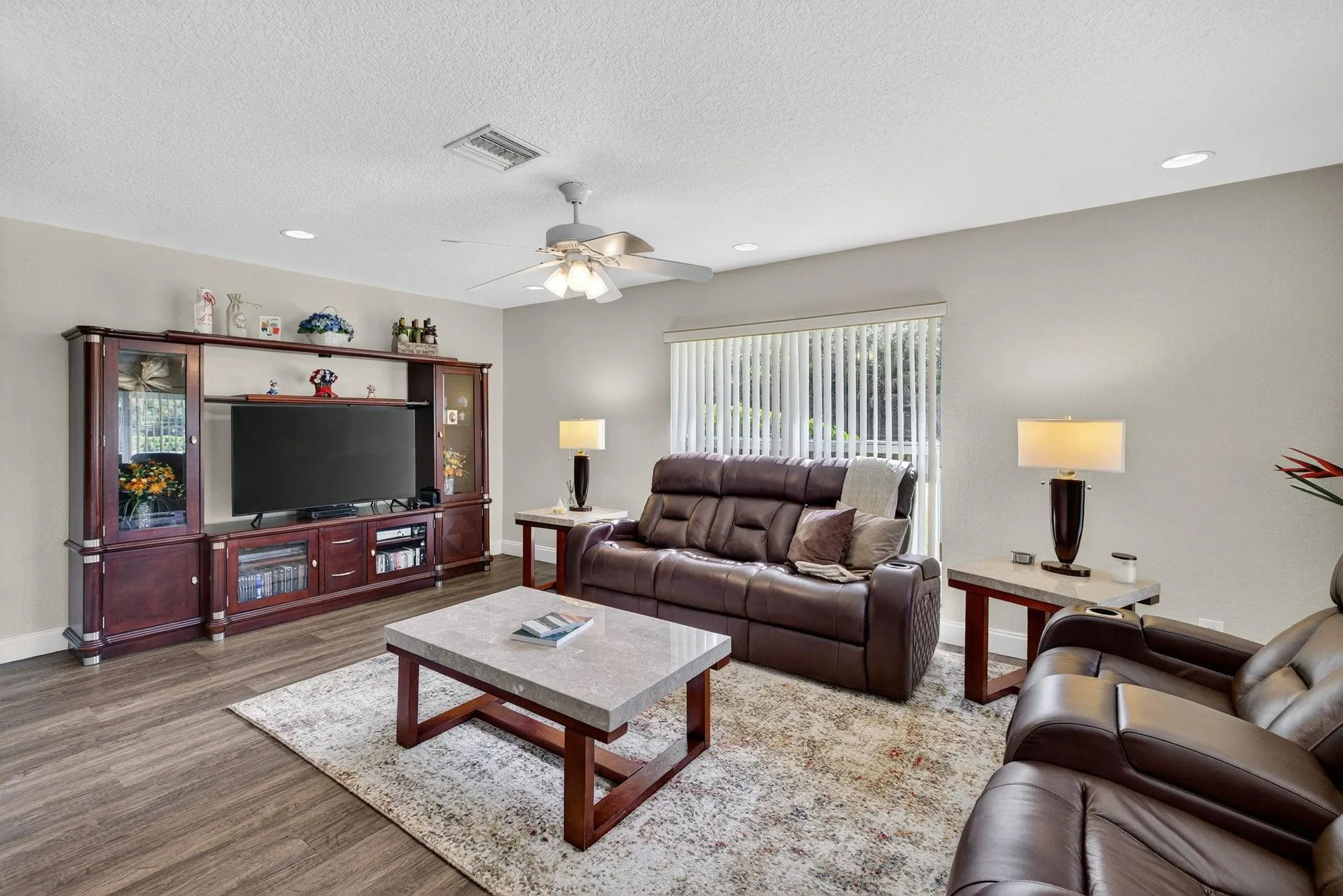 1733 NW 92 Way