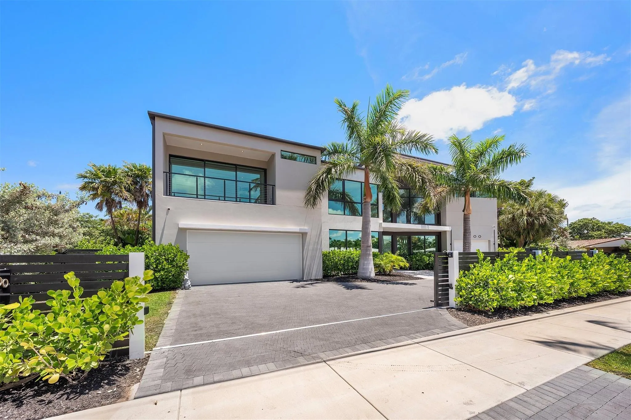 2500 Middle River Drive