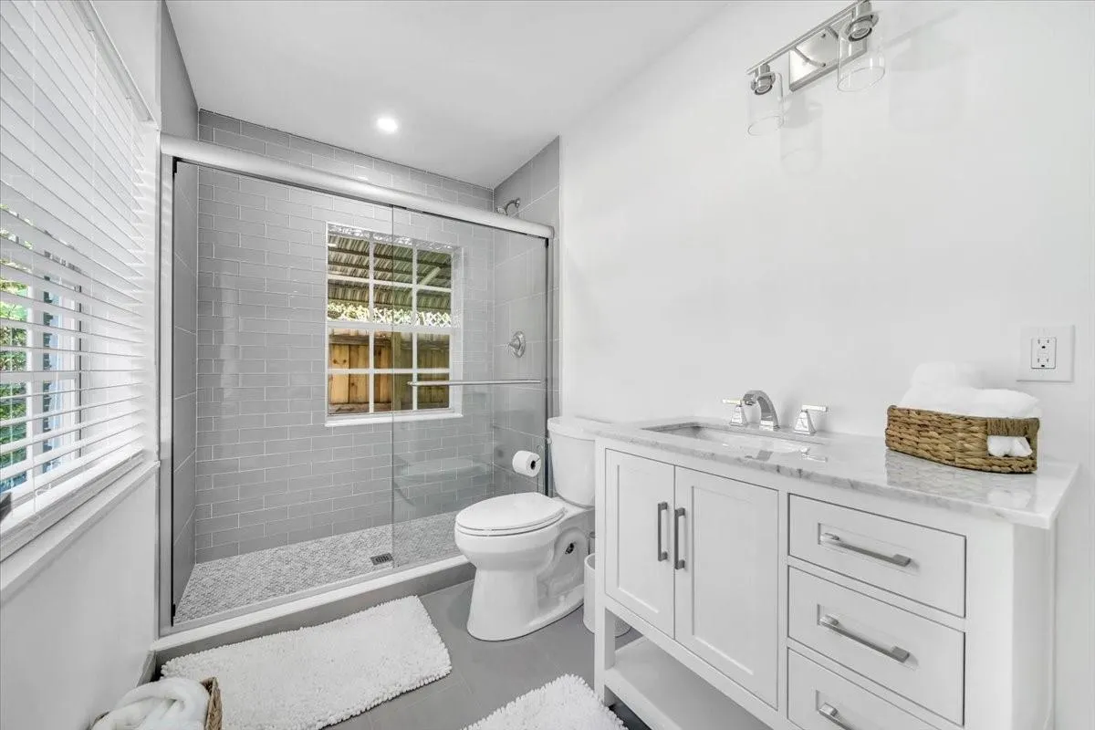 814 SE 14th Ct