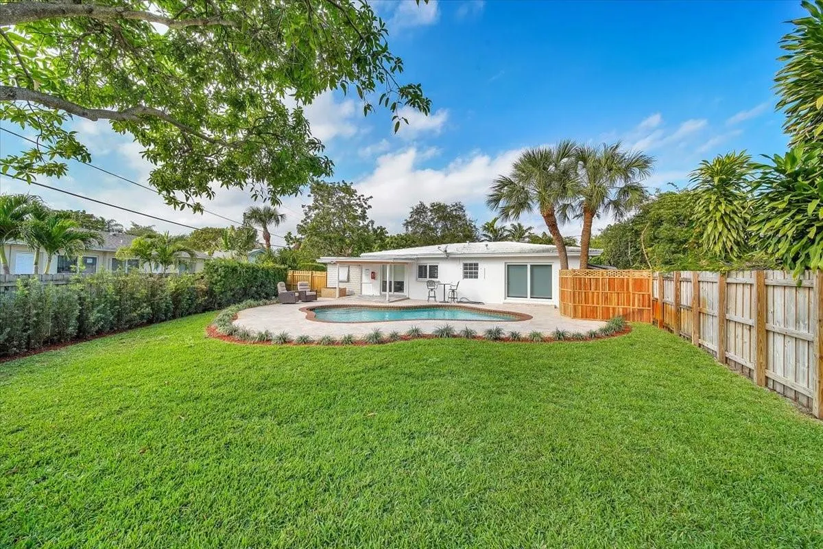 814 SE 14th Ct