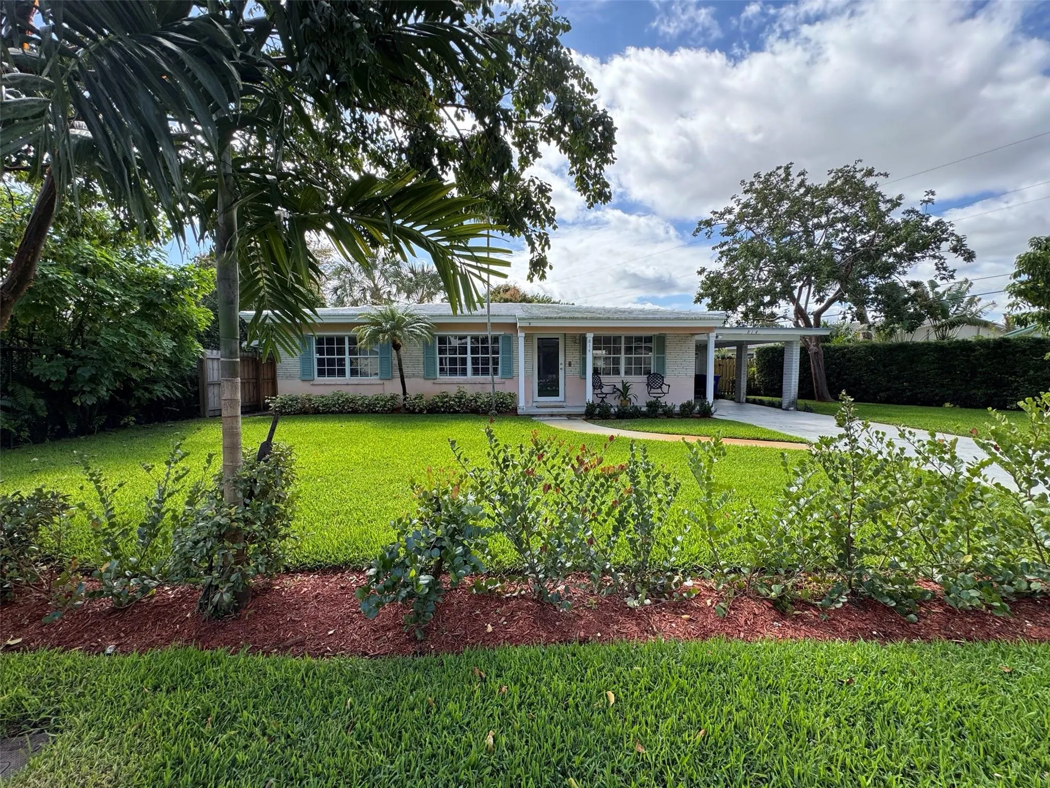 814 SE 14th Ct
