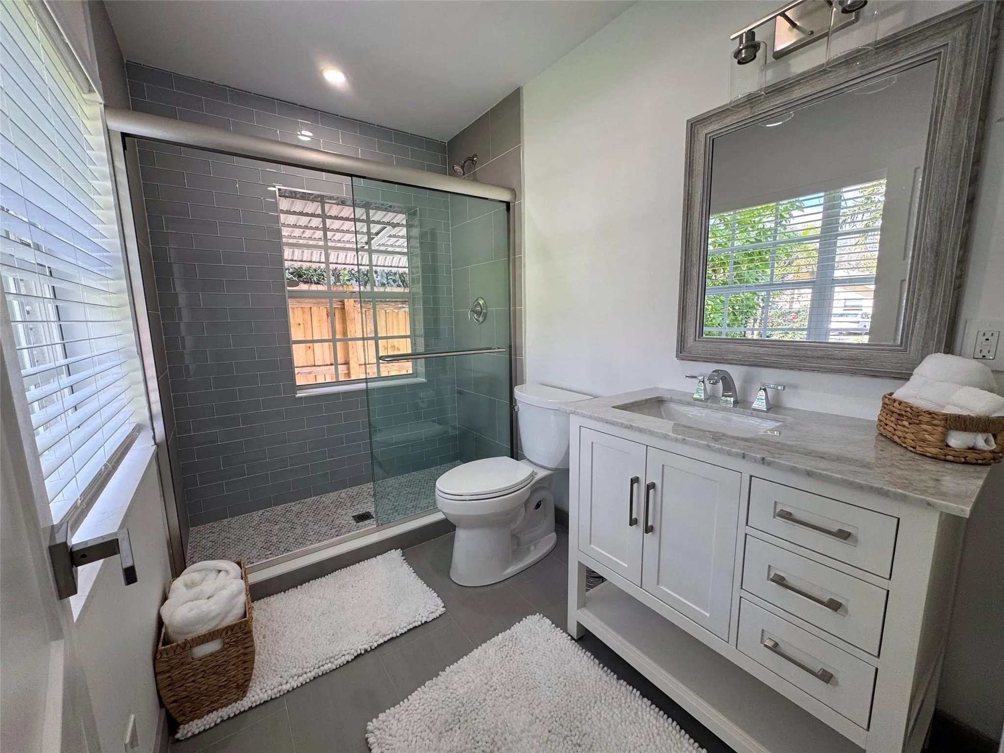 814 SE 14th Ct