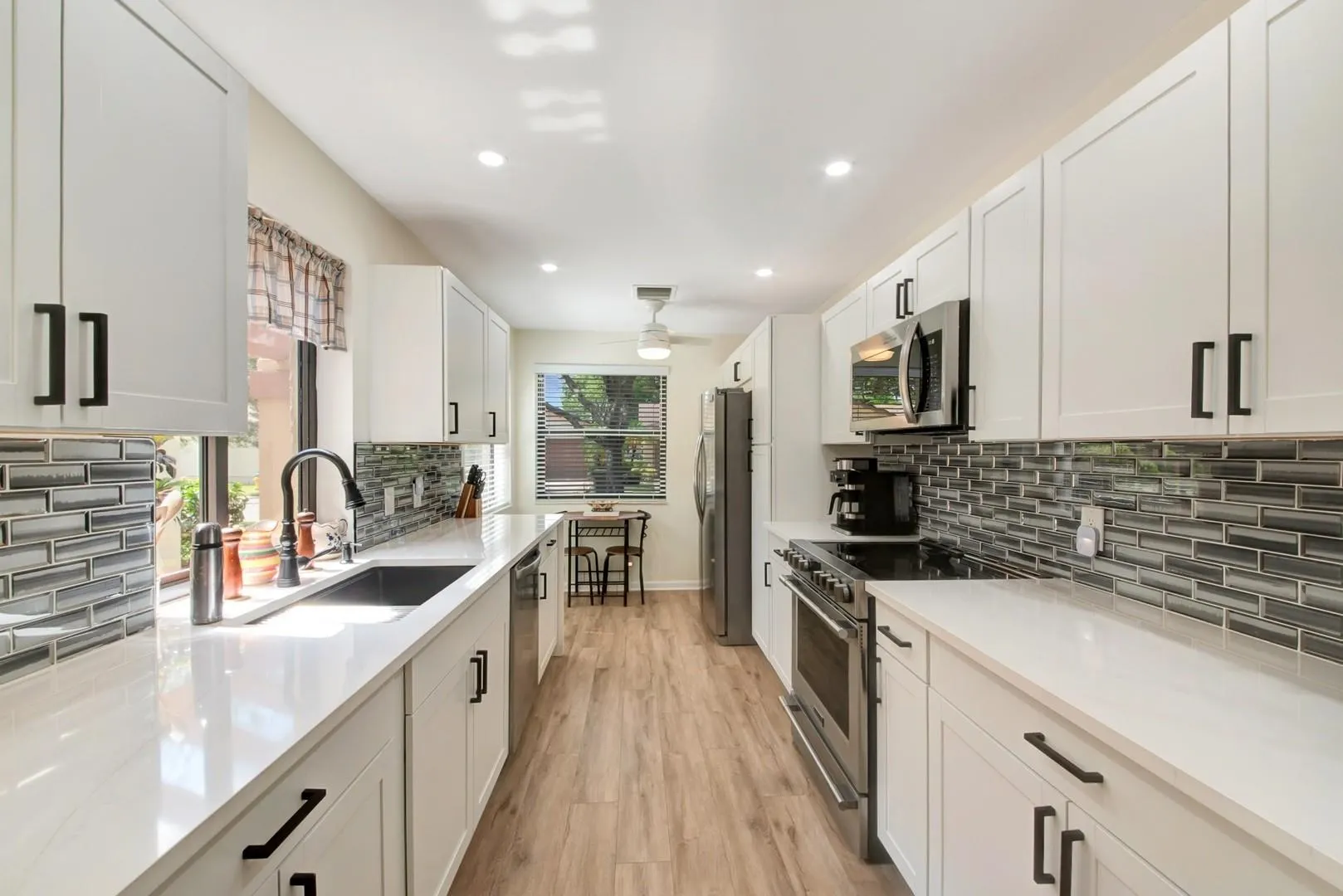4425 Cordia Cir