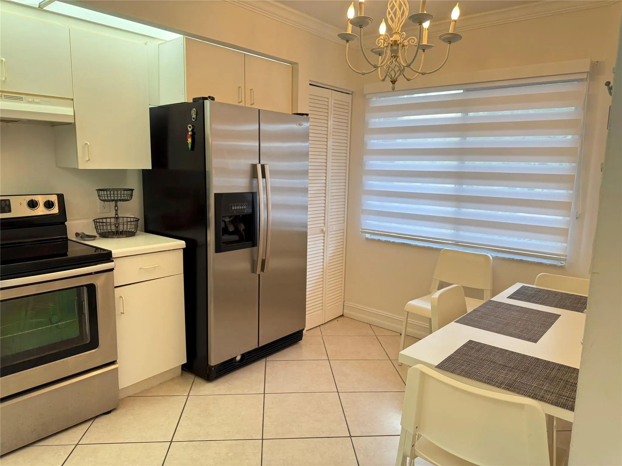 12550 SW 15th St, #102 E
