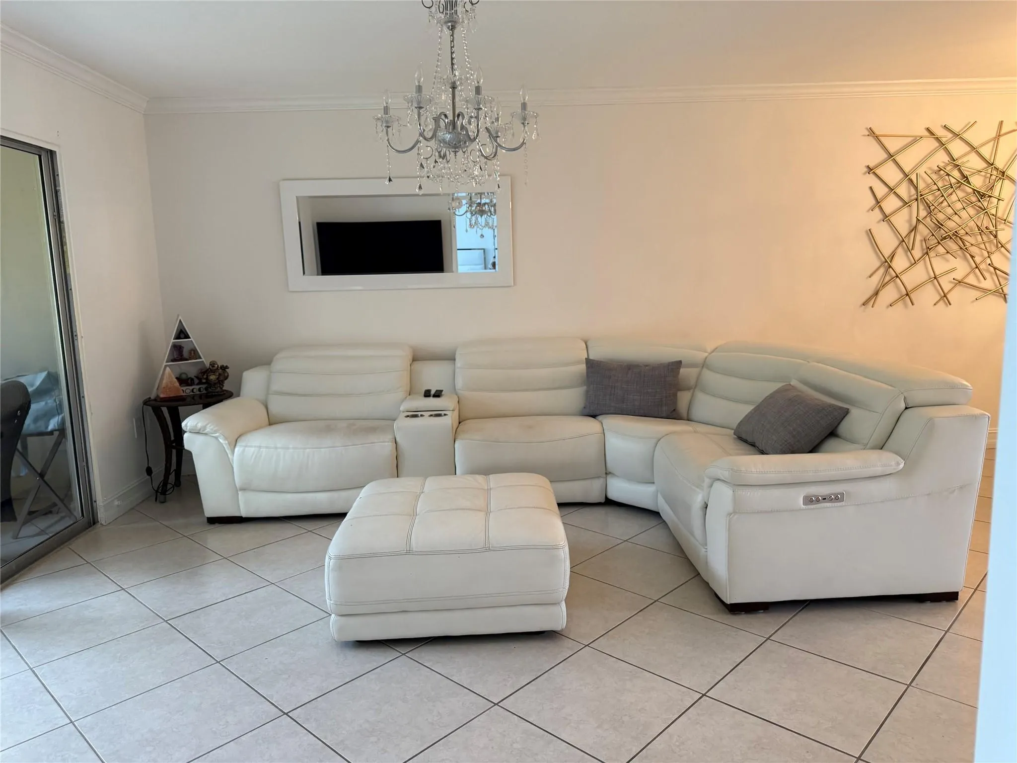 12550 SW 15th St, #102 E