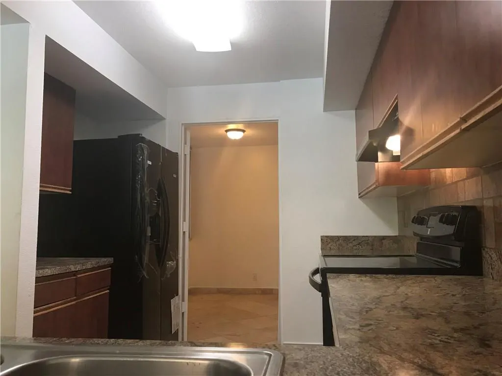8210 NW 24th St, #8210