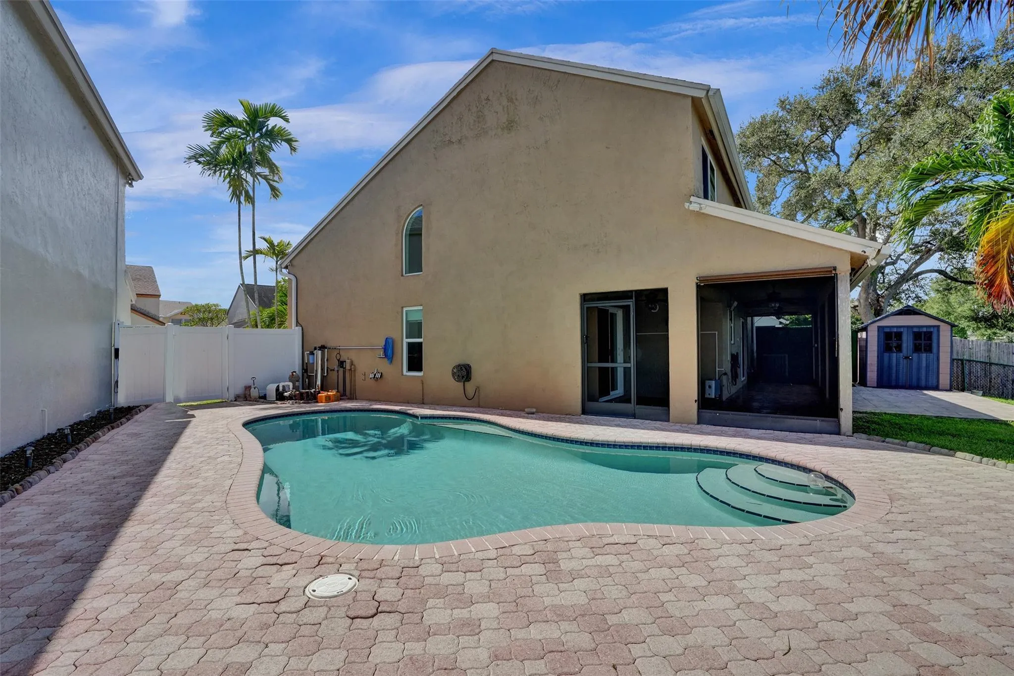 1021 SW 109th Way
