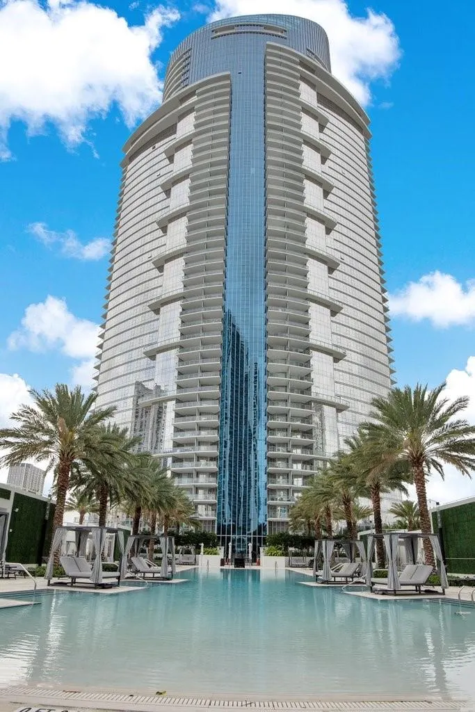851 NE 1st Ave, #2202