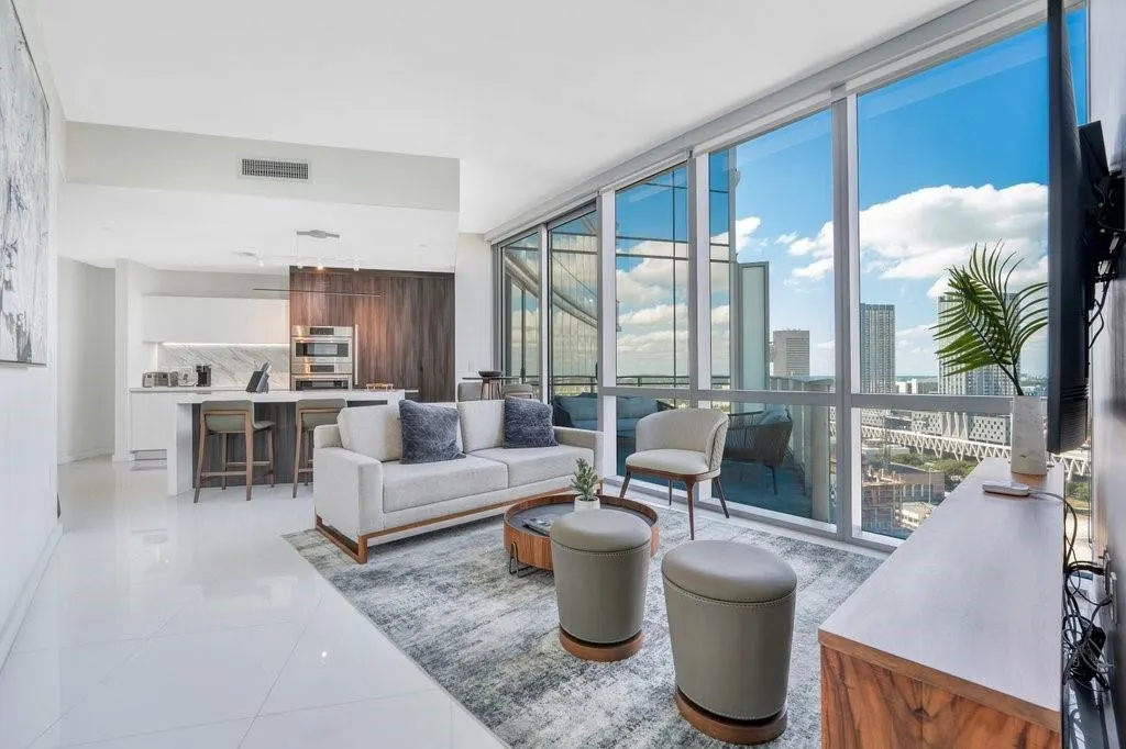 851 NE 1st Ave, #2202
