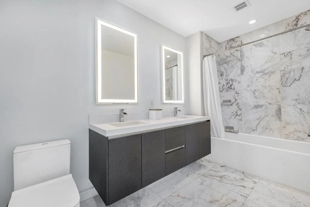 851 NE 1st Ave, #2202