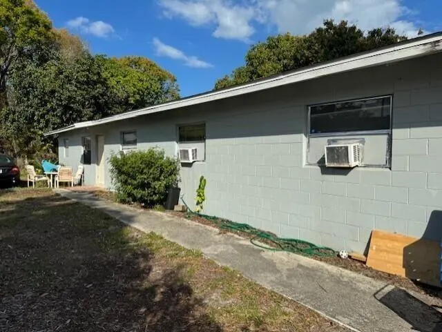 1414 Edgewood Ter