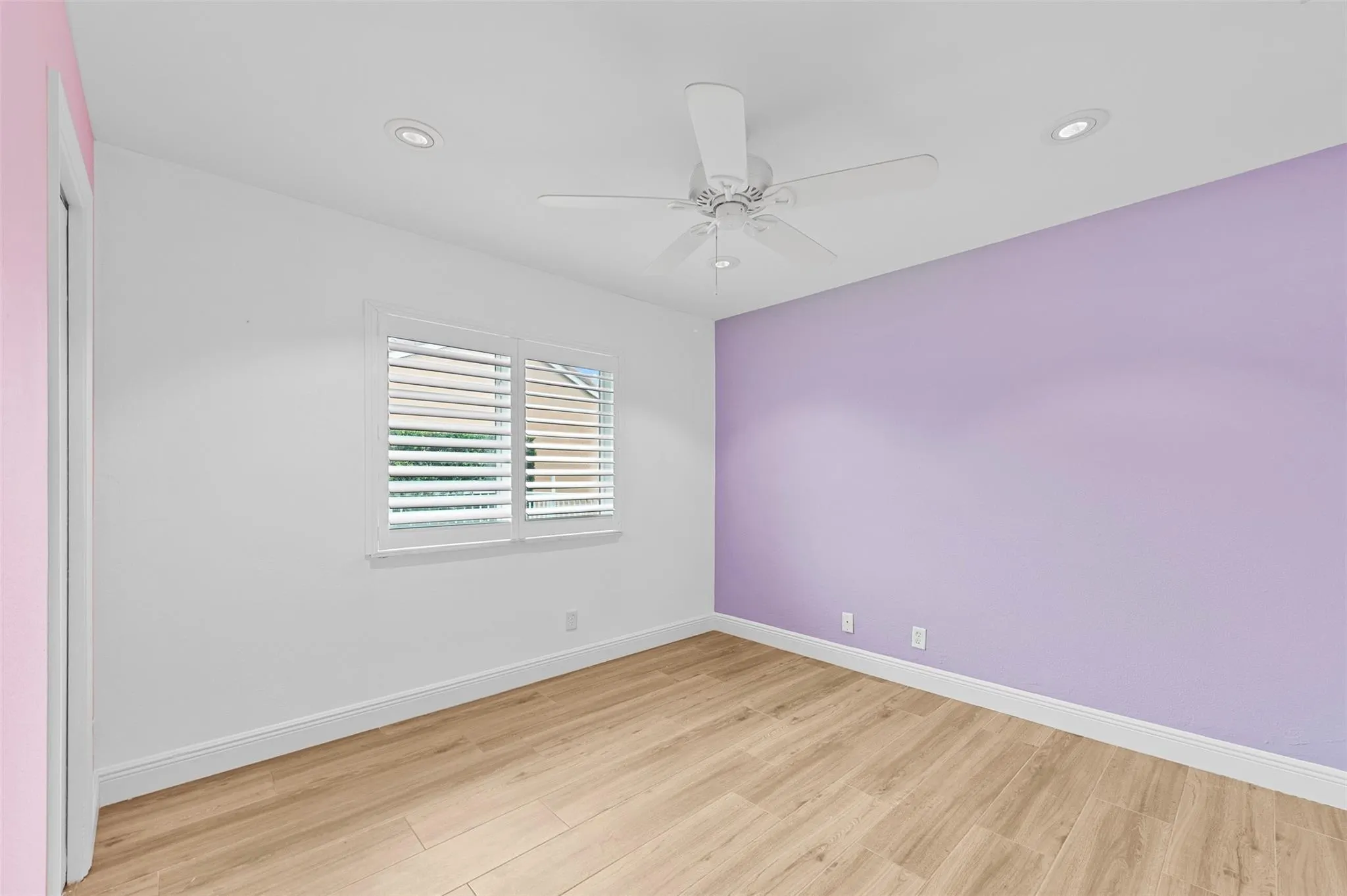 1123 NW 195th Ave