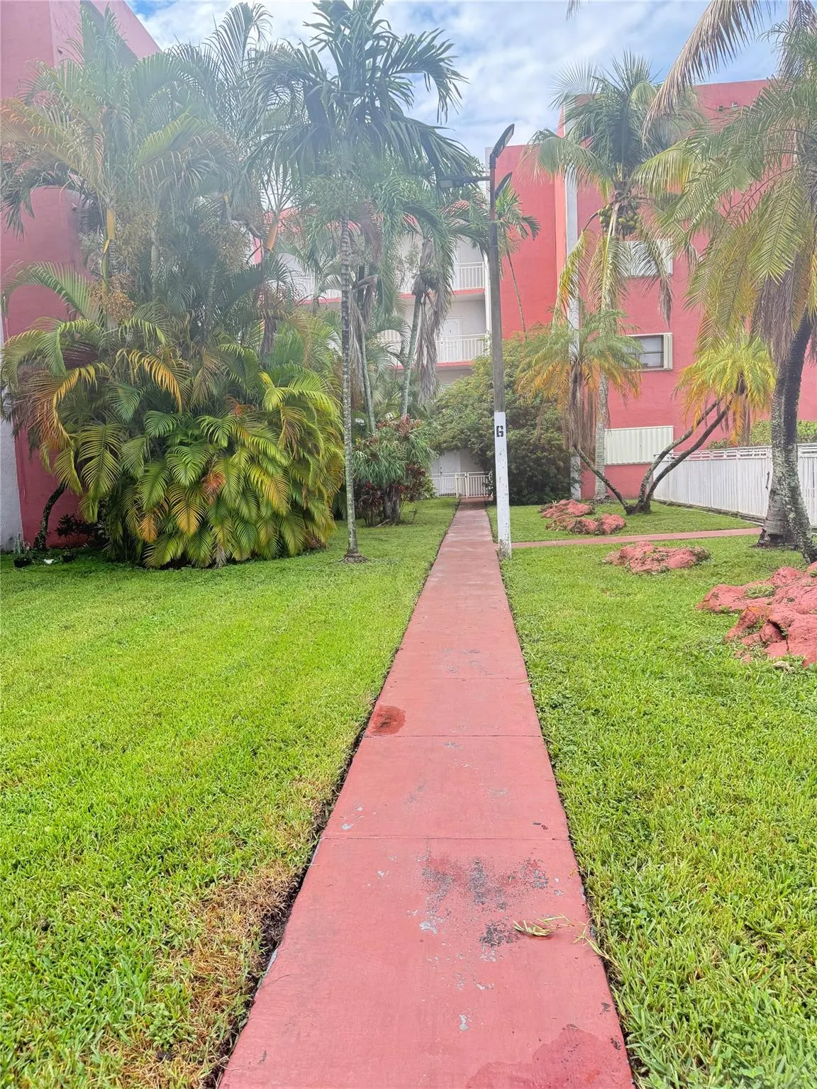 8401 NW 8th St, #107