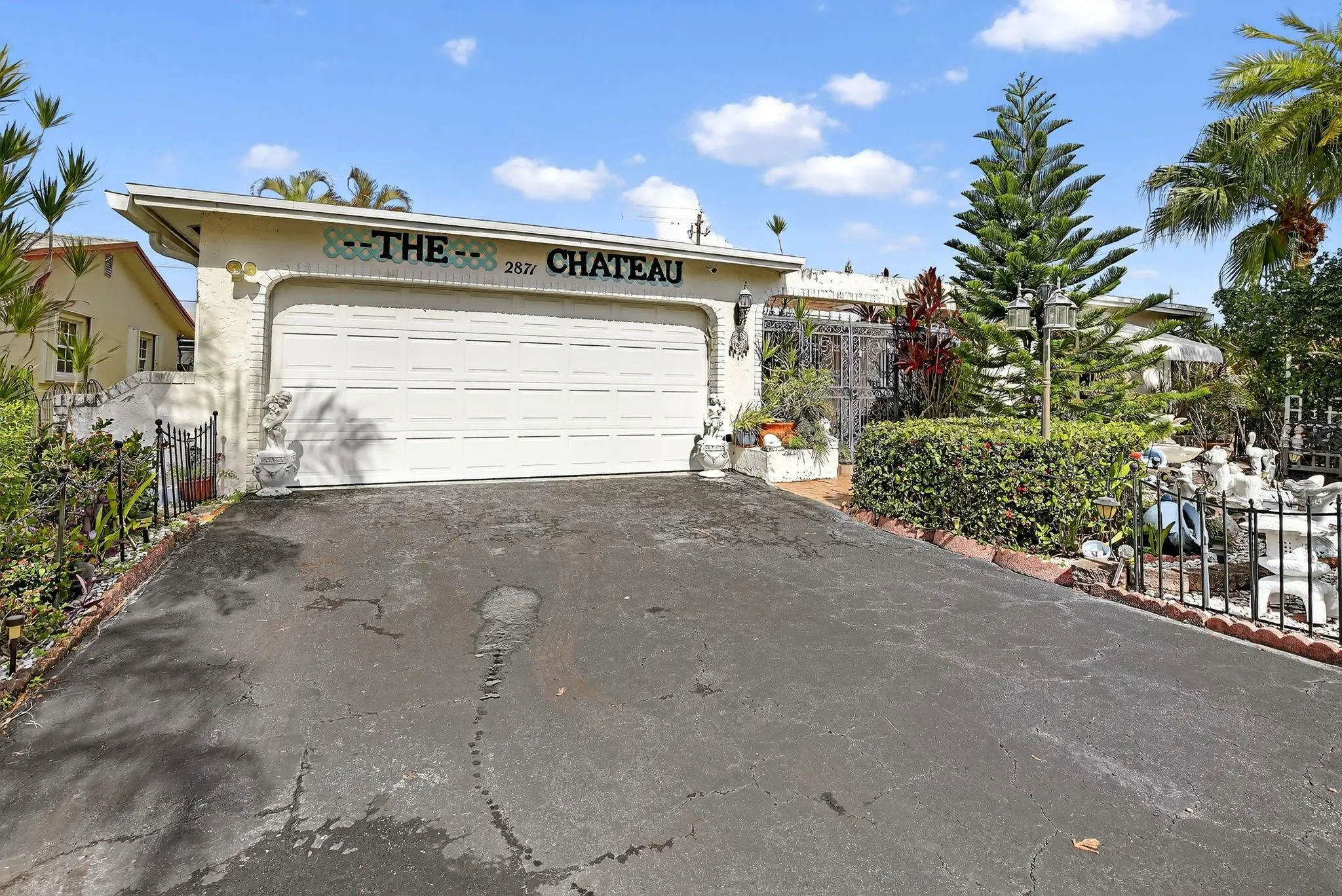 2871 NW 107 terr