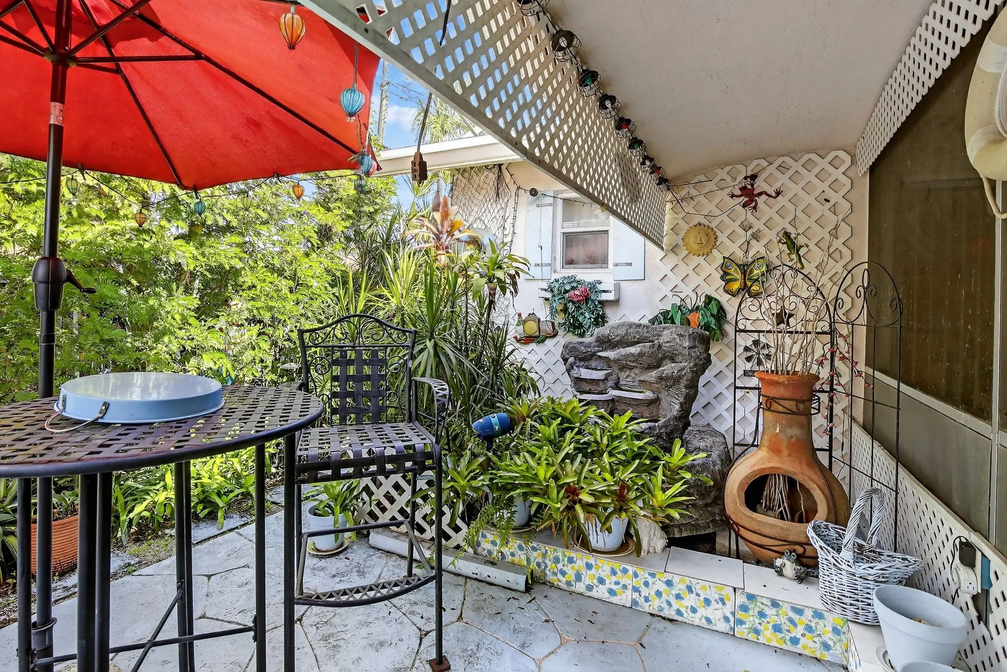 2871 NW 107 terr