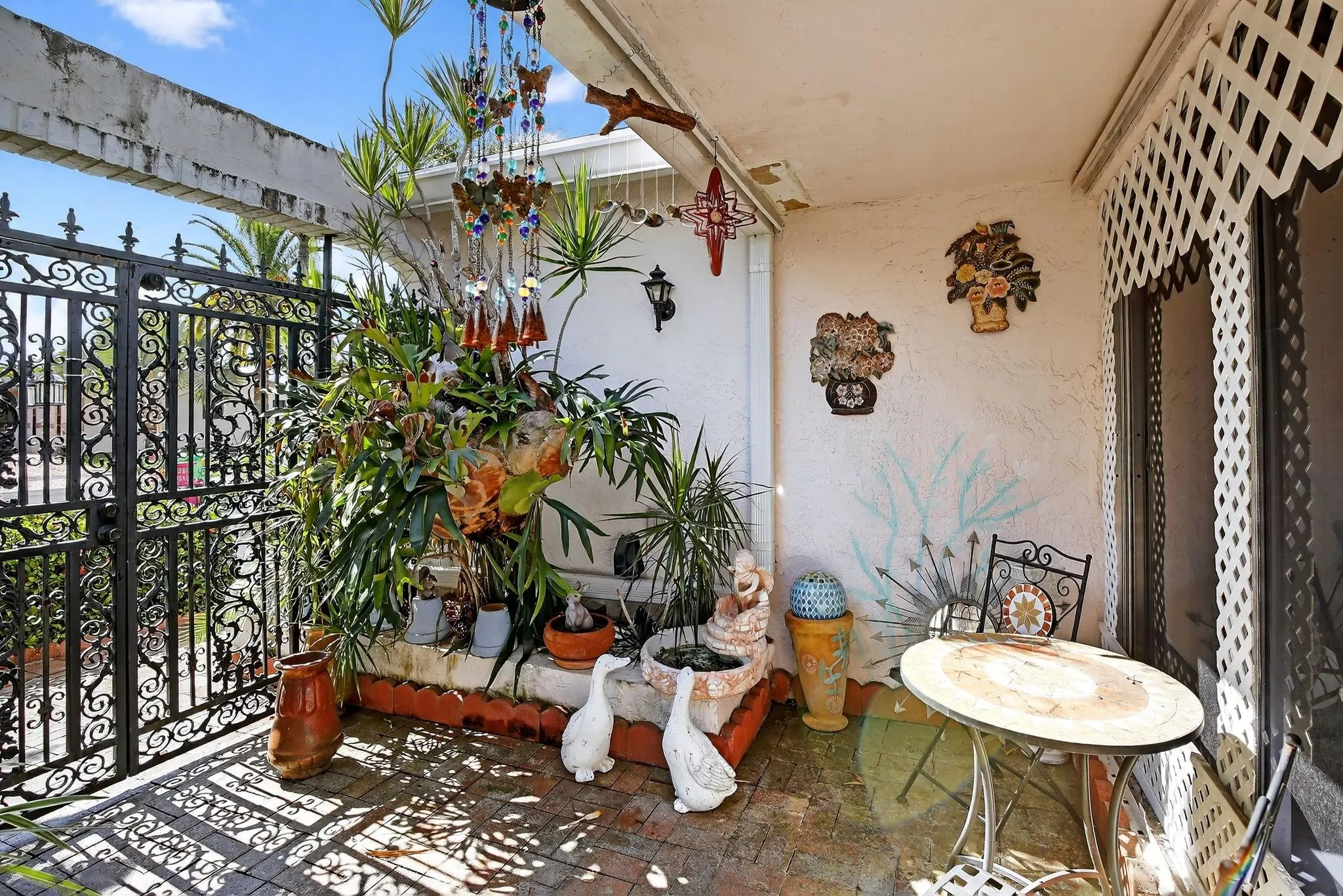 2871 NW 107 terr